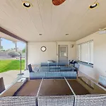 Oasis At Cholla